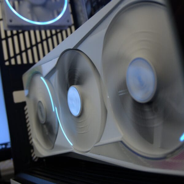 Stacionarus žaidimų-darbo kompiuteris Ryzen 7 9800X3D B850 WIFI7 64GB DDR5 2TB NVMe SSD RTX 5080 16GB (P688) - Image 8