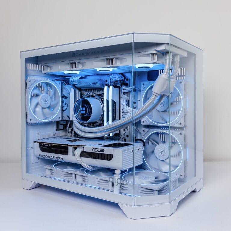 P771 7 7800X3D B850M RTX 5070 FT418 White