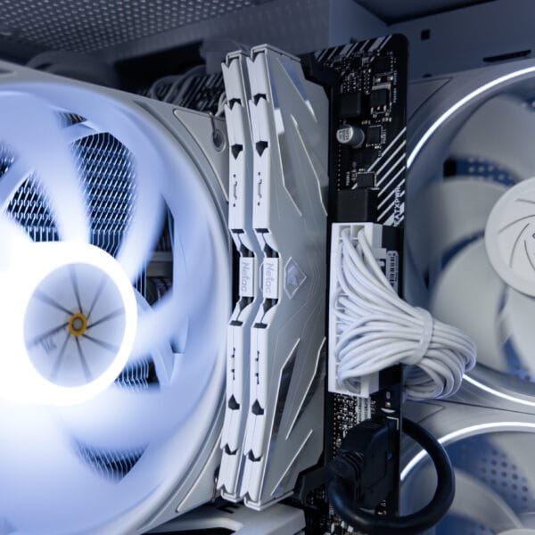 (P966) Stacionarus žaidimų-darbo kompiuteris Ryzen 5 5600X A520M 16GB DDR4 1TB NVMe SSD RTX 5060 8GB - Image 5