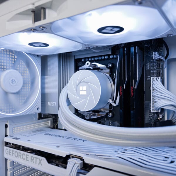 (P887) Stacionarus žaidimų-darbo kompiuteris Ryzen 7 9700X B850 WiFi 32GB DDR5 1TB NVMe SSD RX 5070 12GB - Image 3