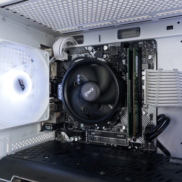 (P981) Stacionarus žaidimų-darbo kompiuteris Ryzen 5 5500 B450 16GB DDR4 512GB NVMe RX 5700 XT 8GB (ATNAUJINTAS) - Image 3